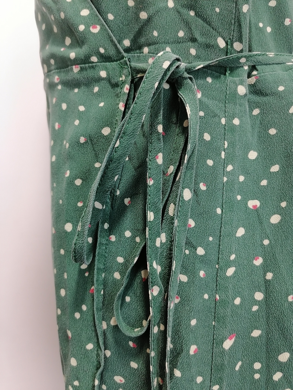 🍃🍃🍃 Green 100% Mulberry Silk Polka Dot Wrap Dress - Picture 5 of 8